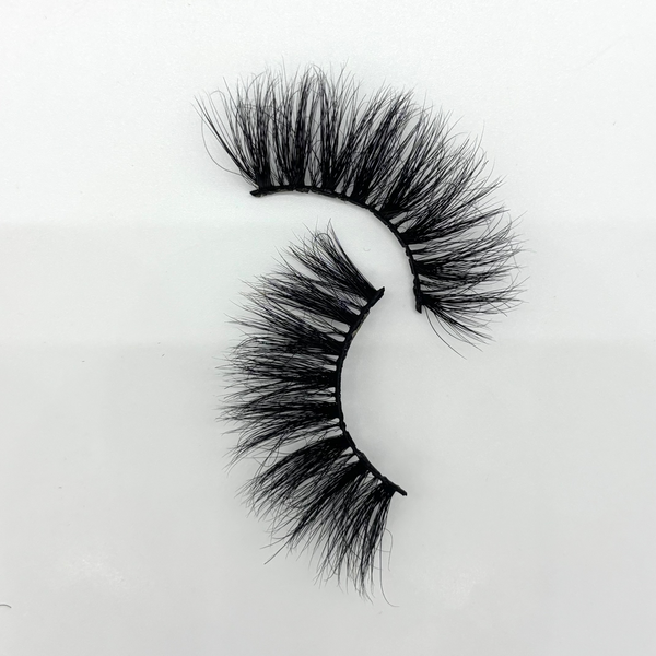 Lux Mink Lash